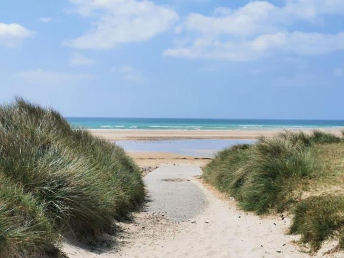 Camping Les Ronds Duval Face Aux Iles Anglo-Normandes Les Moitiers-d'Allonne Luaran gambar