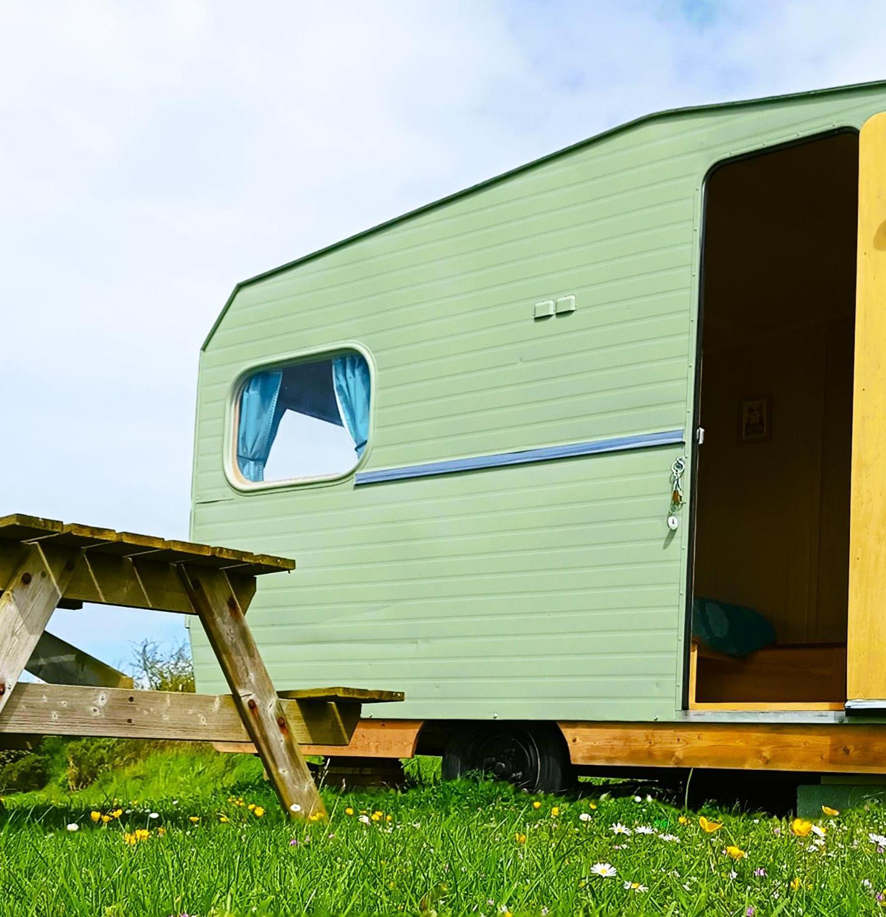 Camping Les Ronds Duval Face Aux Iles Anglo-Normandes Les Moitiers-d'Allonne Luaran gambar