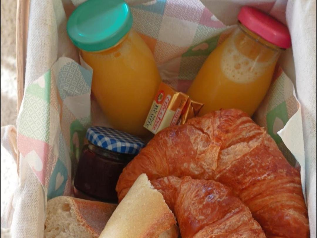 Camping Les Ronds Duval Face Aux Iles Anglo-Normandes Les Moitiers-d'Allonne Bilik gambar