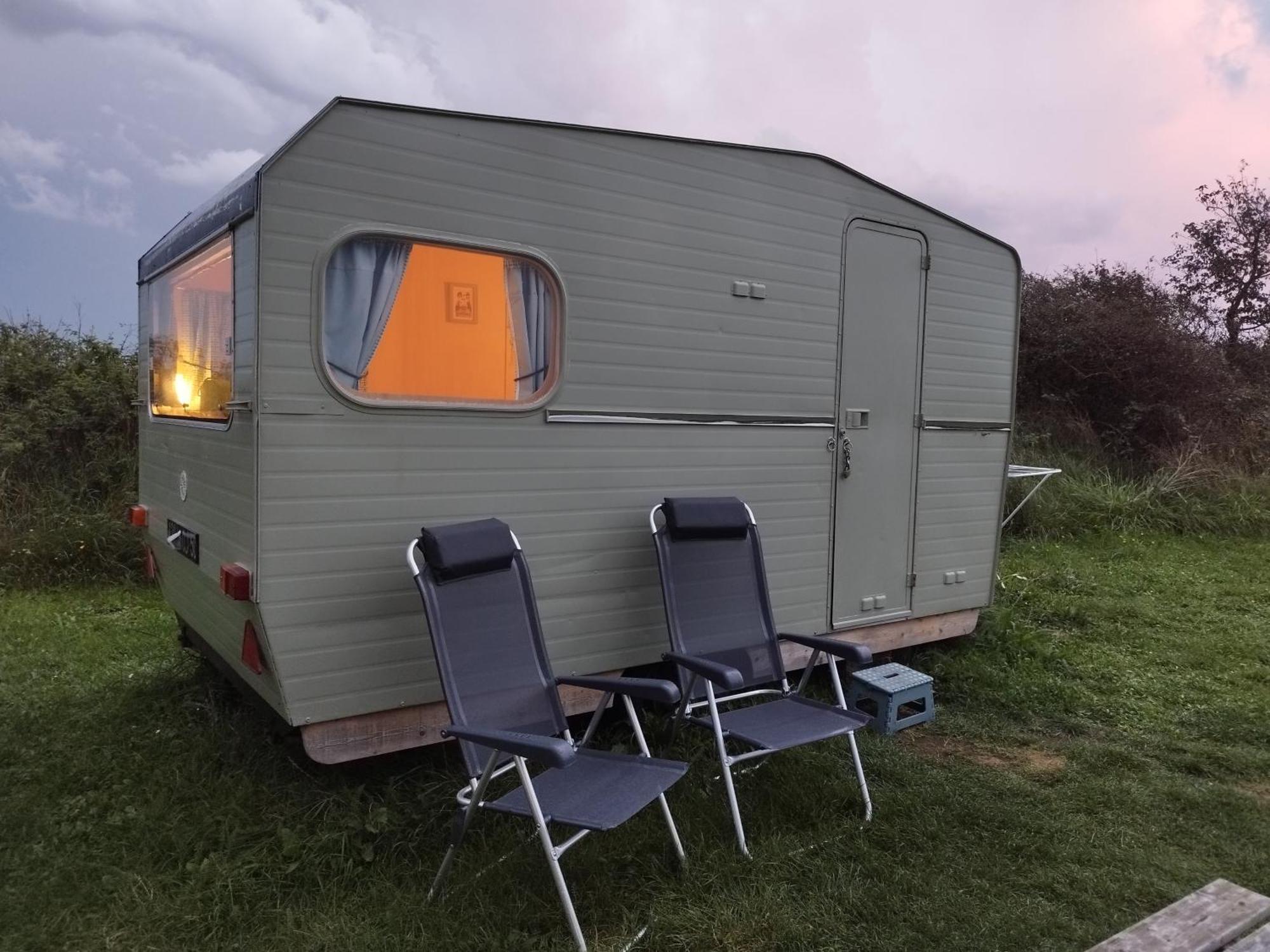 Camping Les Ronds Duval Face Aux Iles Anglo-Normandes Les Moitiers-d'Allonne Bilik gambar