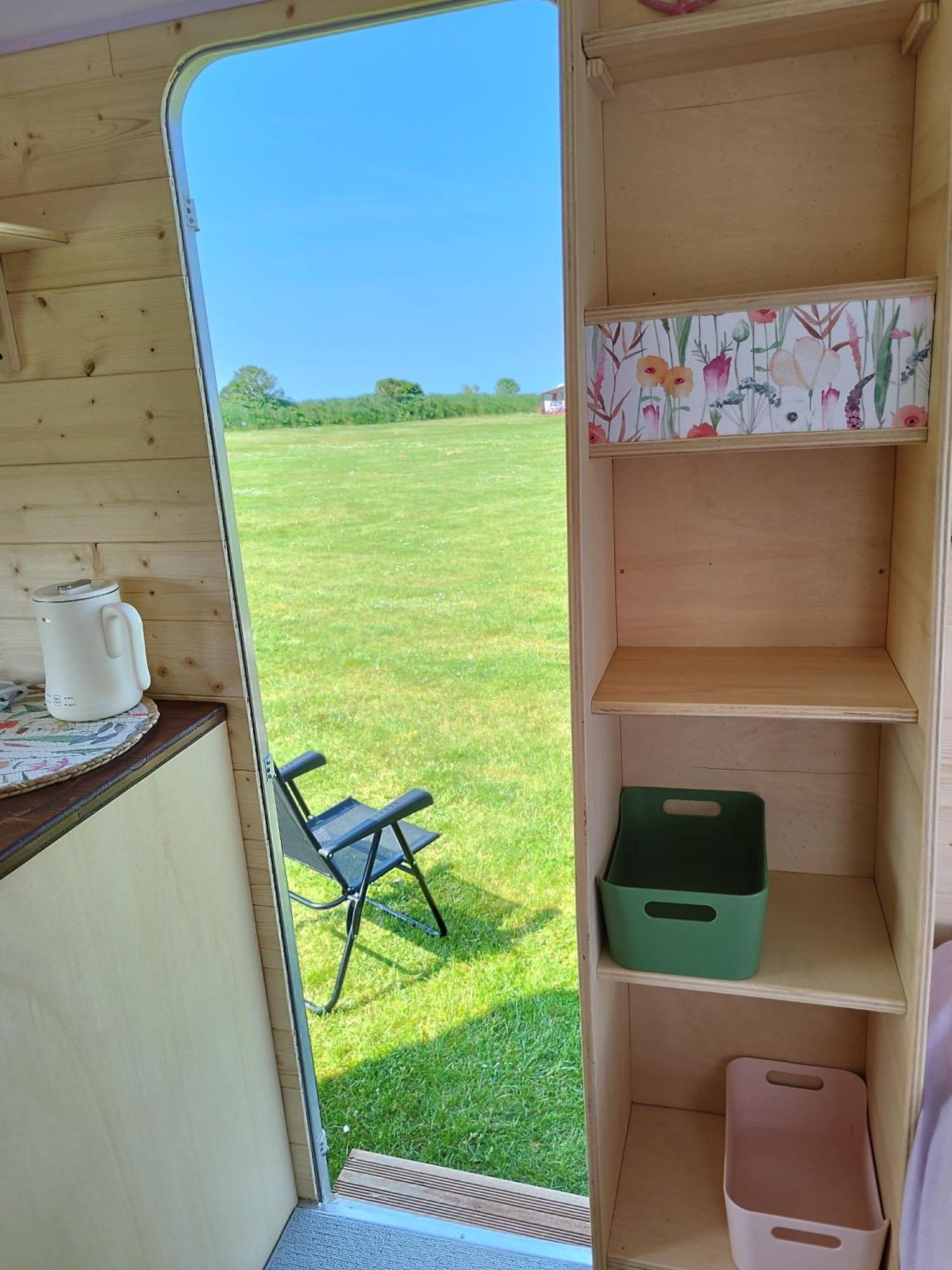 Camping Les Ronds Duval Face Aux Iles Anglo-Normandes Les Moitiers-d'Allonne Luaran gambar