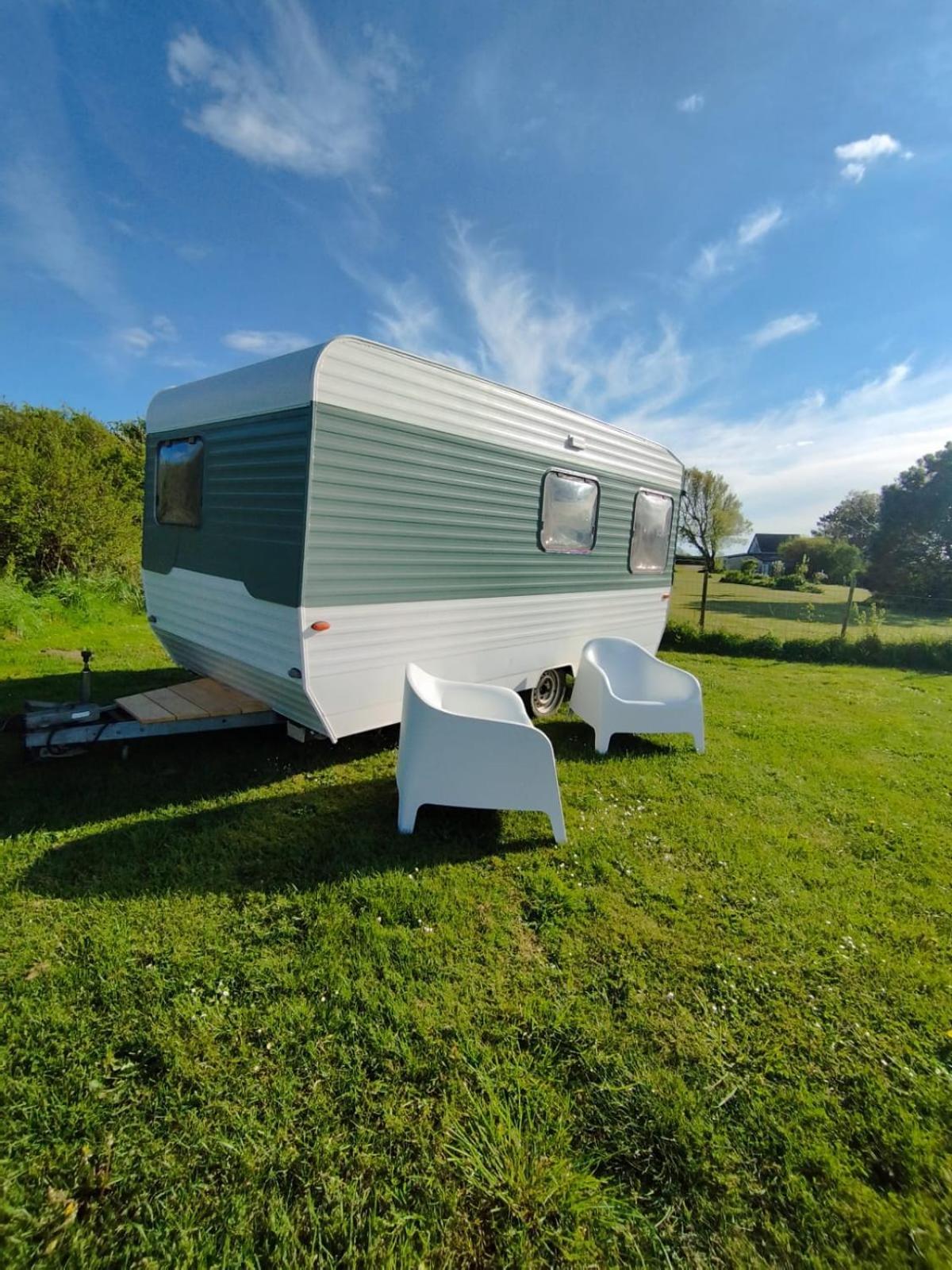 Camping Les Ronds Duval Face Aux Iles Anglo-Normandes Les Moitiers-d'Allonne Luaran gambar